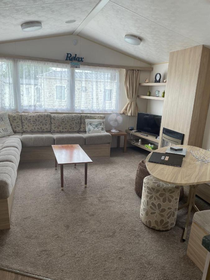 Parkdean Static Caravan On Cherry Tree Holiday Park Грейт-Ярмут Екстер'єр фото